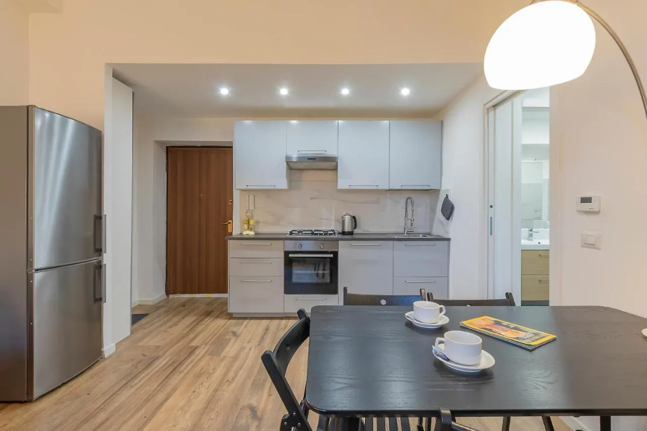 Renovated Apartment Near Loreto Padova 78 Milan